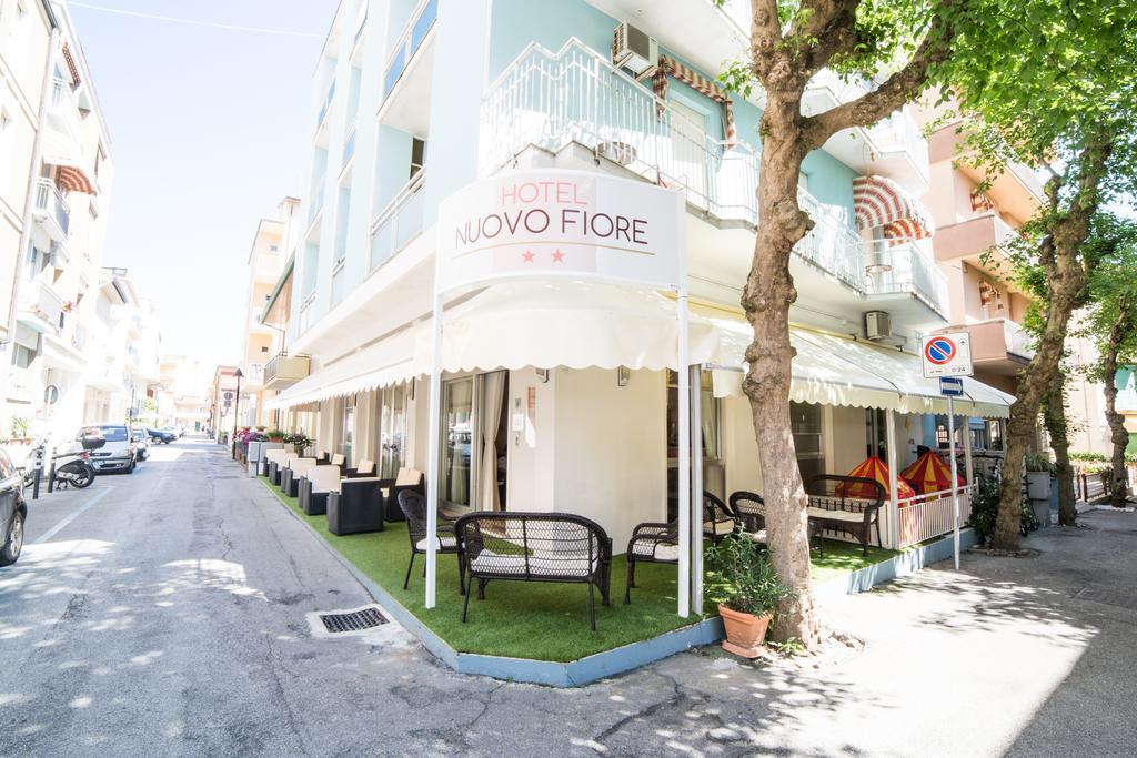 Hotel Nuovo Fiore Cattolica Bagian luar foto