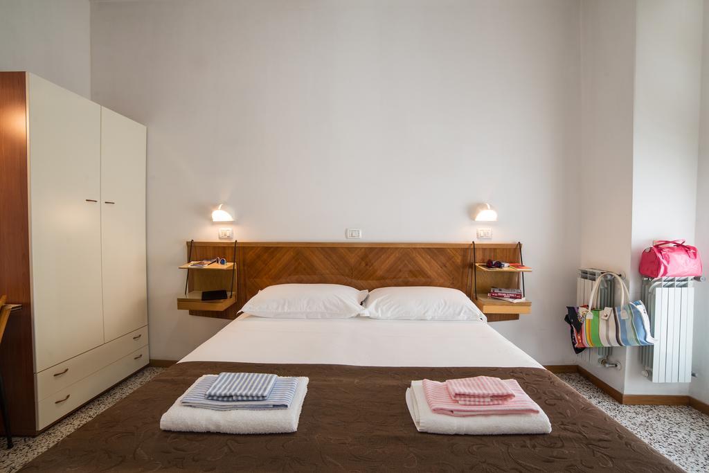 Hotel Nuovo Fiore Cattolica Ruang foto