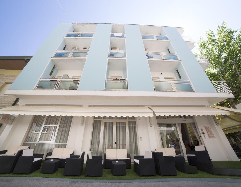 Hotel Nuovo Fiore Cattolica Bagian luar foto
